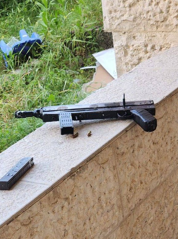 شرطة الاحتلال تعلن العثور على سلاح في موقع الدهس بالقدس المحتلة